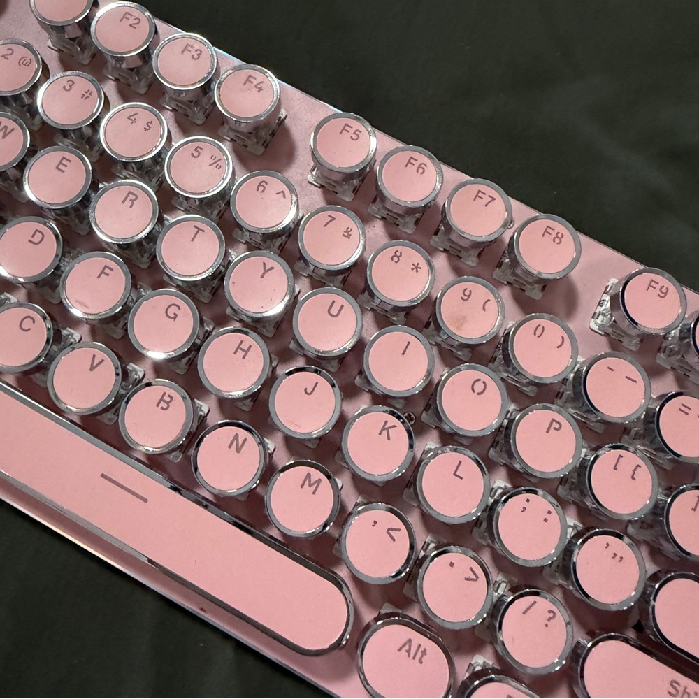 Pink Retro Round Keycap Keyboard - Picture 1 of 5